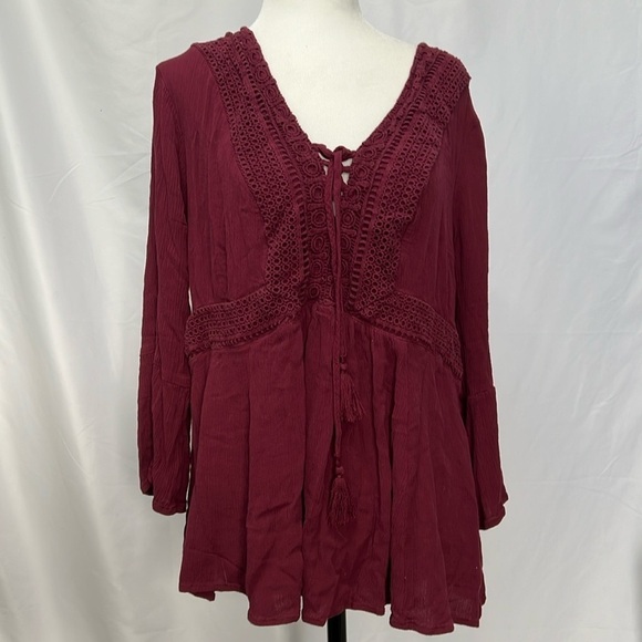 TORRID | Babydoll Gauze Crochet Trim Lace-Up Top | Size 1 - Picture 2 of 6